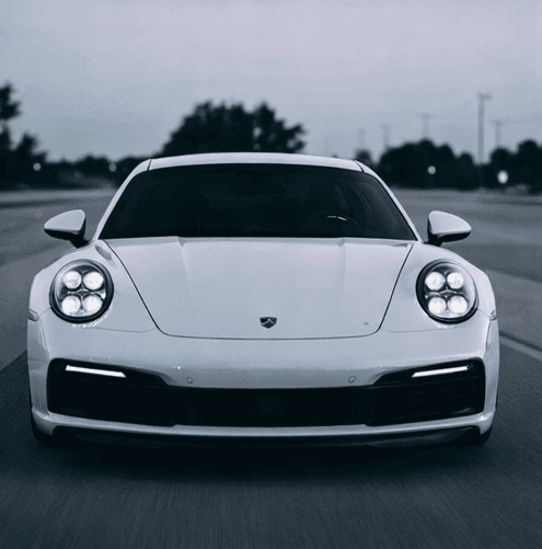 Porsche 911 Carrera (992) 4